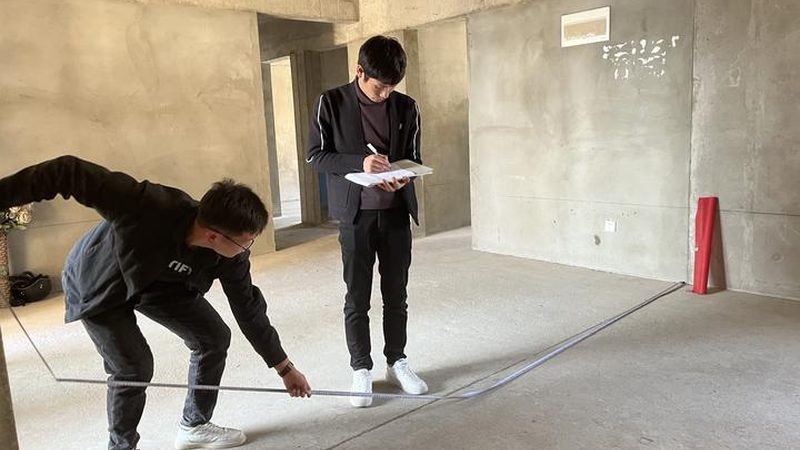 在选择材料时，要考察厂家的资质、信誉、生产能力等。以下是一些考察要点：